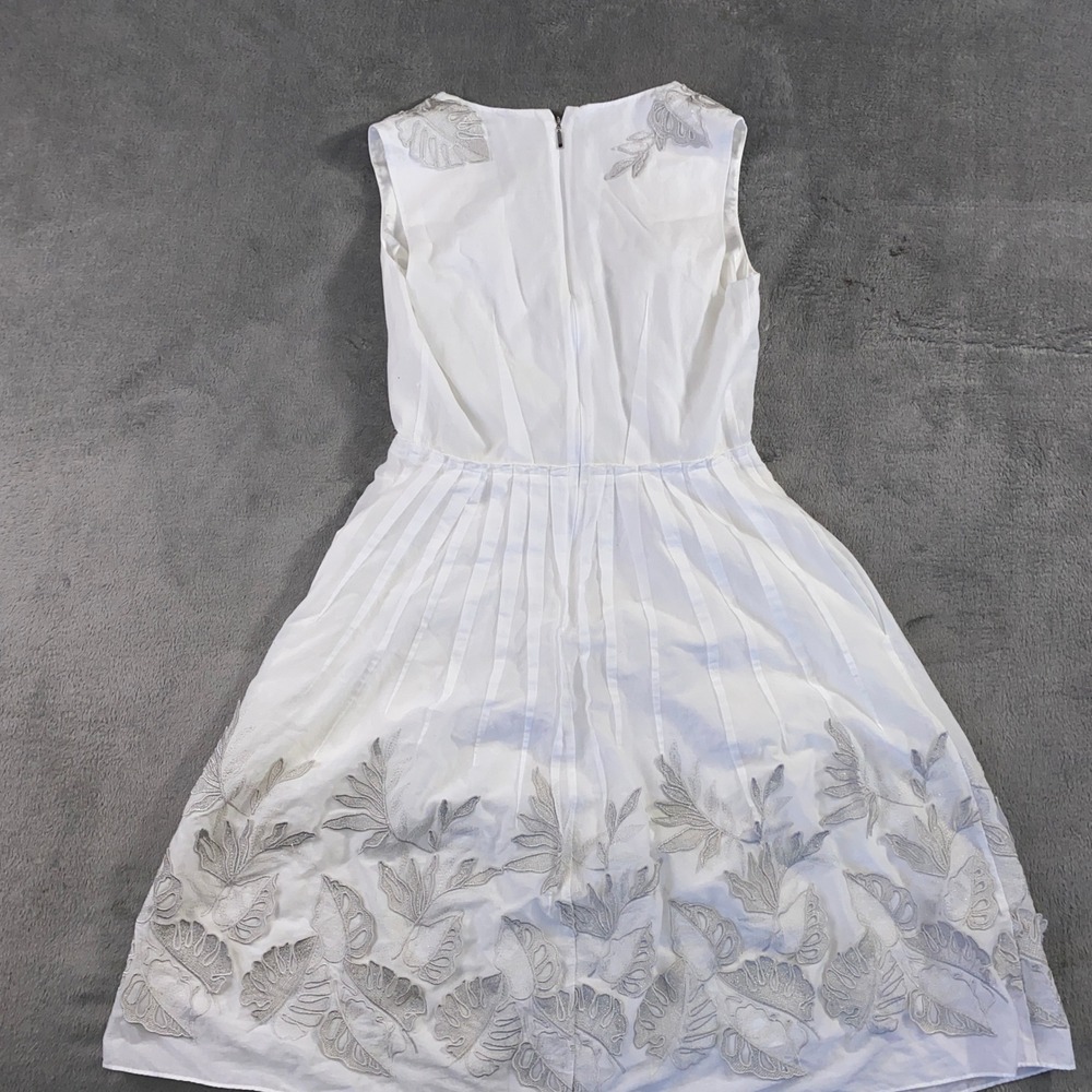 Elie Tahari White Midi Dress with Silver Floral Embroidery - Picture 3 of 14